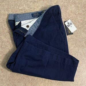 Polo by Ralph Lauren Men's 10 inch relaxed fit chino shorts in navy